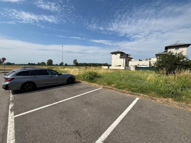 Villa in vendita a Mairago LO