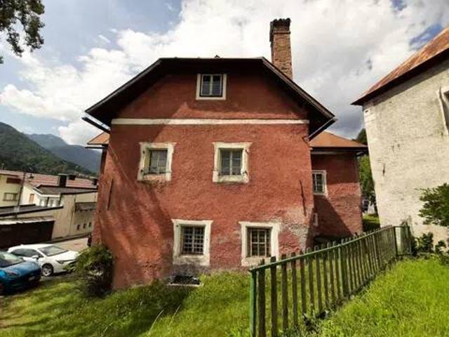 Villa in vendita a Malborghetto Valbruna UD