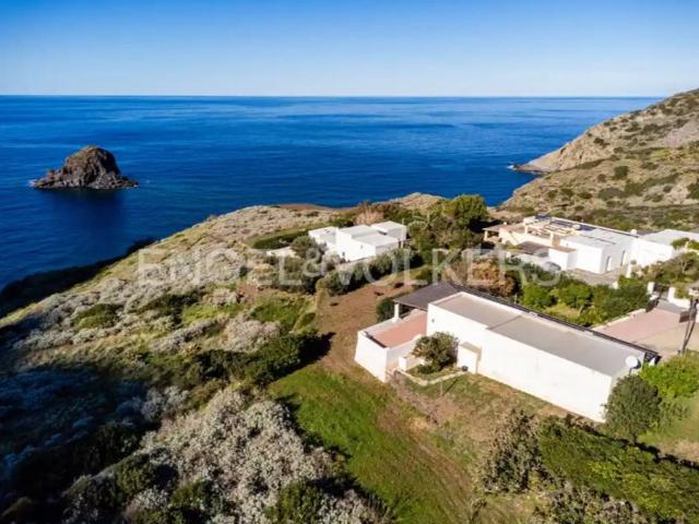 Villa in vendita a Malfa ME