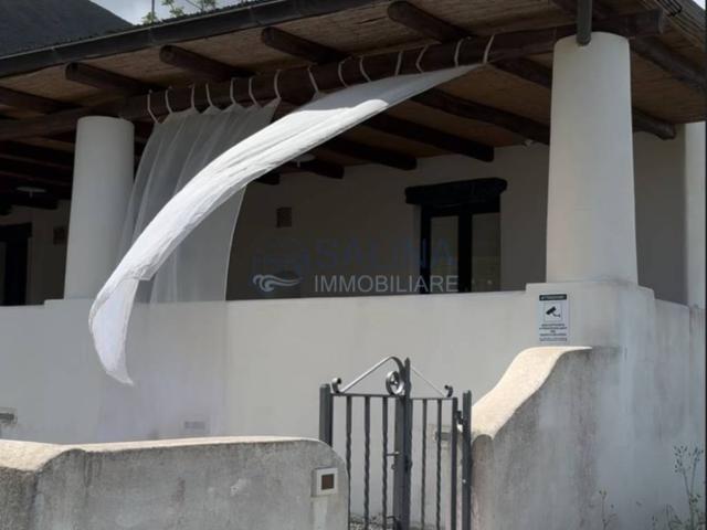 Villa in vendita a Malfa ME