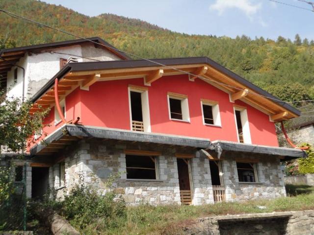 Villa in vendita a Malonno BS