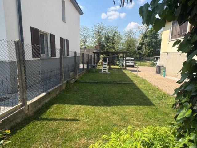 Villa in vendita a Malnate VA