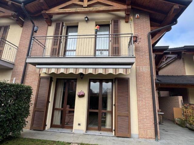 Villa in vendita a Malnate VA