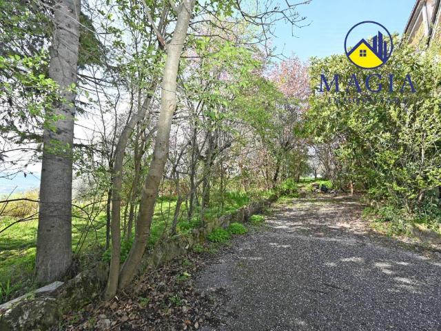 Villa in vendita a Maltignano AP