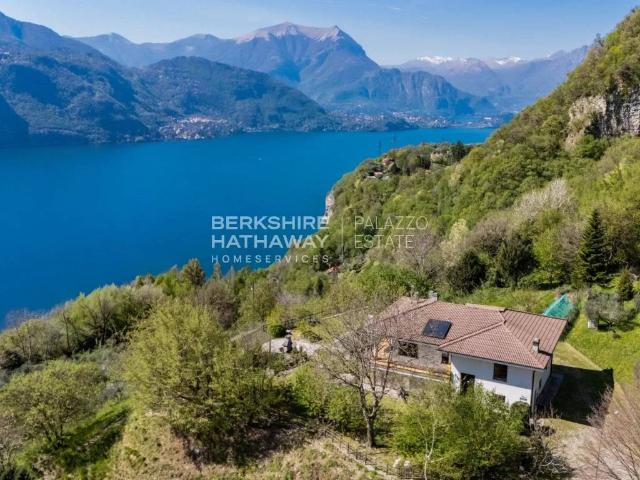 Villa in vendita a Mandello del Lario LC