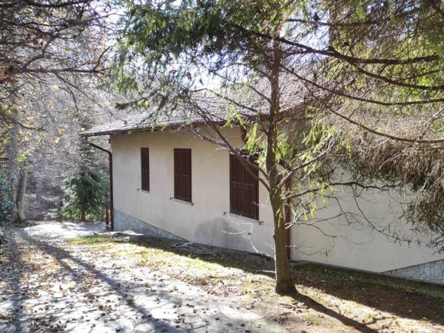 Villa in vendita a Mandello del Lario LC
