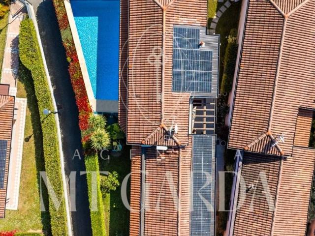 Villa in vendita a Manerba del Garda BS