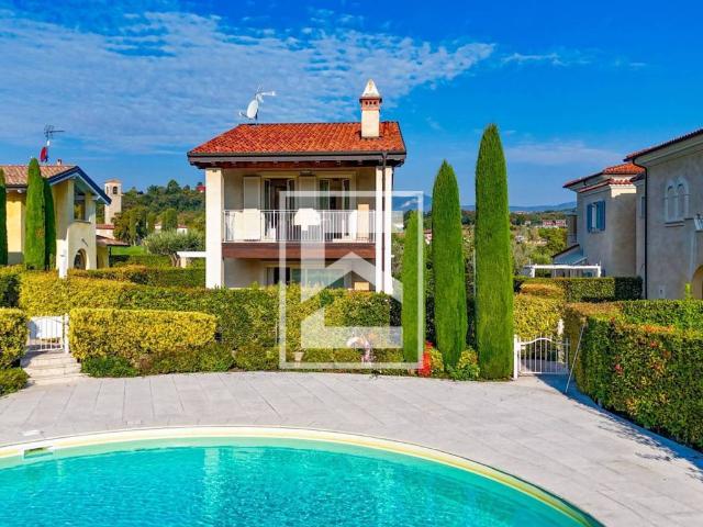 Villa in vendita a Manerba del Garda BS