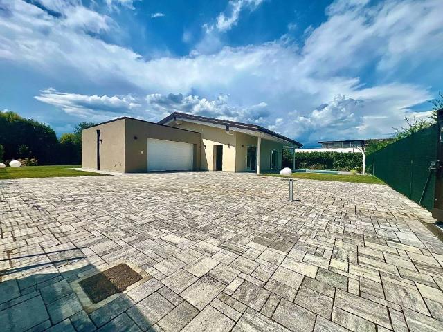 Villa in vendita a Manerba del Garda BS