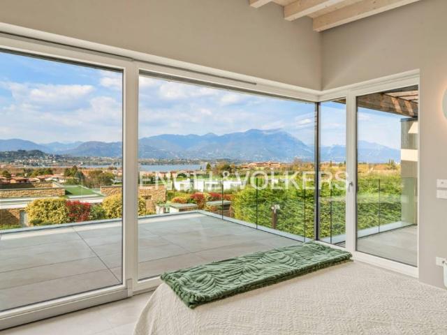 Villa in vendita a Manerba del Garda BS