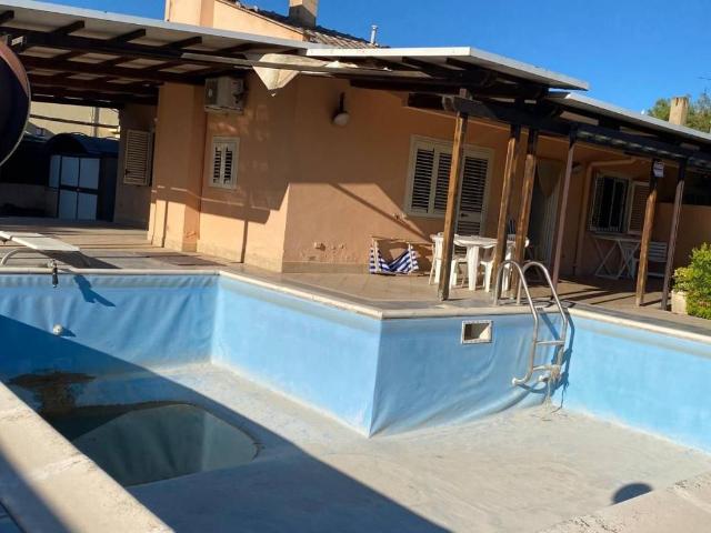Villa in vendita a Manfredonia FG