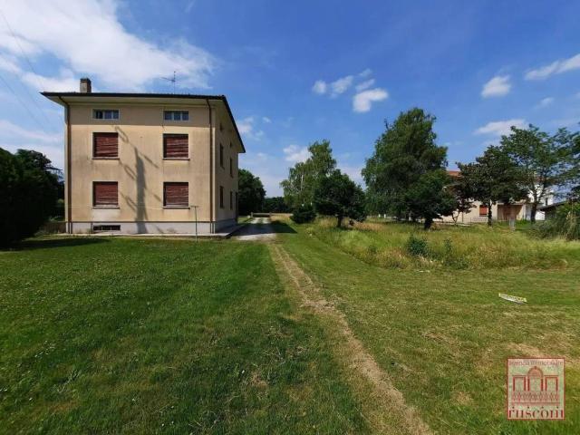 Villa in vendita a Maniago PN