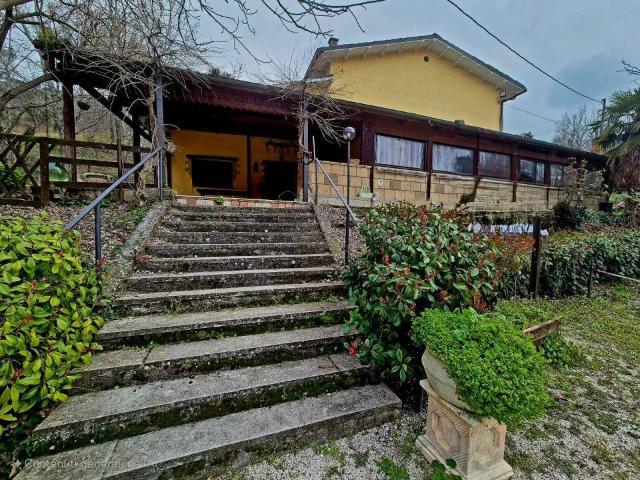 Villa in vendita a Manoppello PE