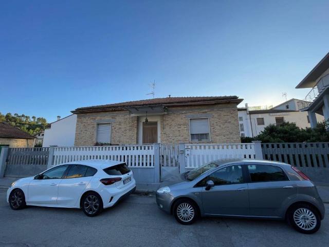 Villa in vendita a Manoppello PE