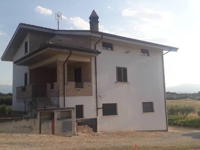 Villa in vendita a Manoppello PE