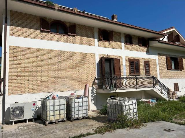 Villa in vendita a Manoppello PE