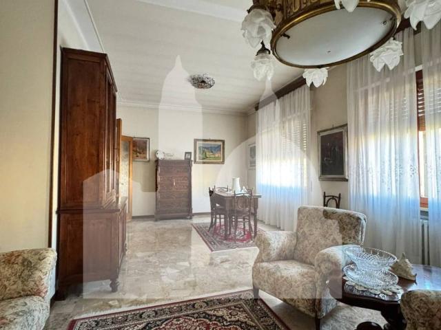 Villa in vendita a Mantova MN