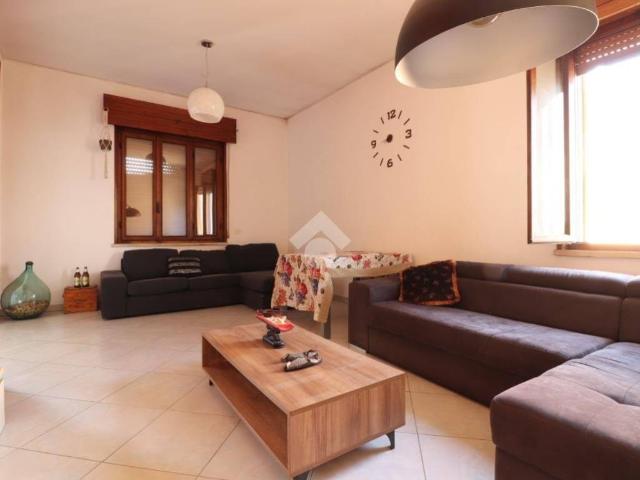 Villa in vendita a Mantova MN