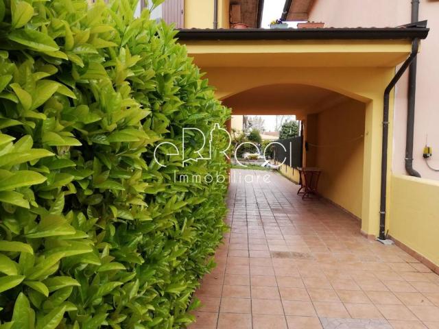Villa in vendita a Mantova MN
