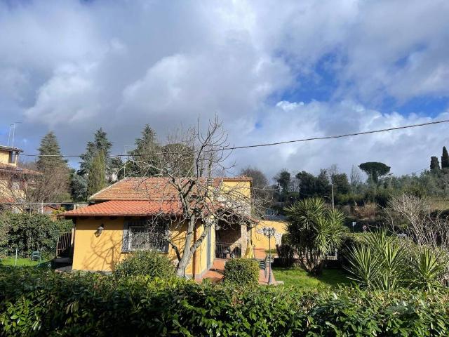 Villa in vendita a Manziana RM