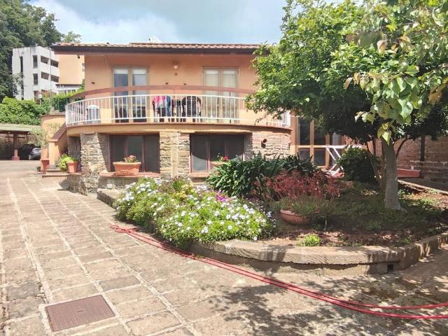 Villa in vendita a Manziana RM