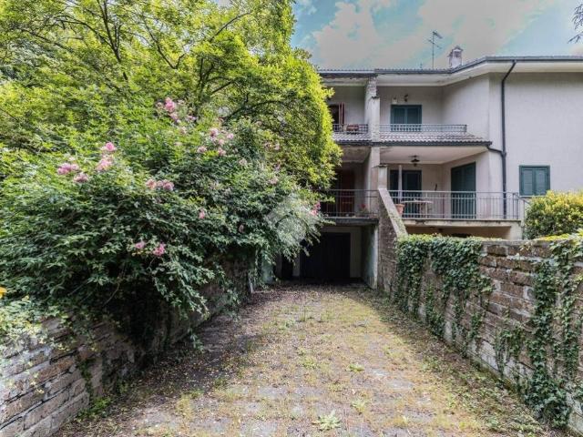 Villa in vendita a Manziana RM