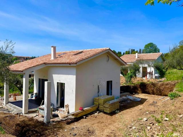 Villa in vendita a Manziana RM