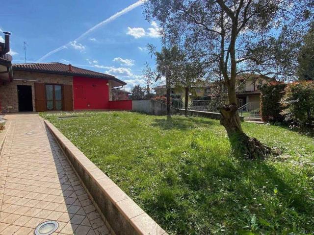 Villa in vendita a Terno d'Isola BG
