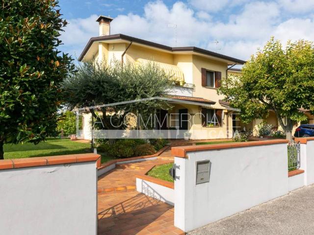 Villa in vendita a Marcon VE