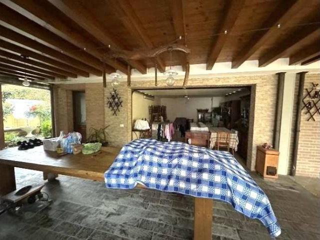 Villa in vendita a Marcaria MN