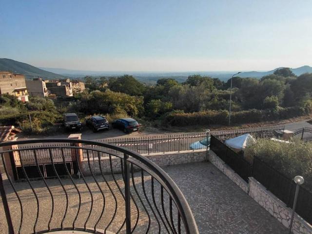 Villa in vendita a Marcellina RM