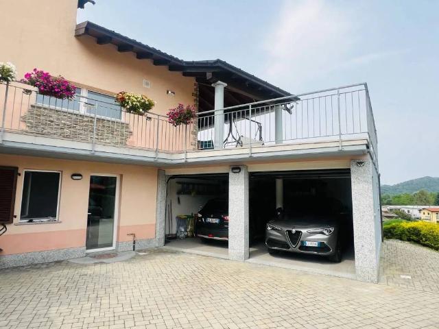 Villa in vendita a Marchirolo VA