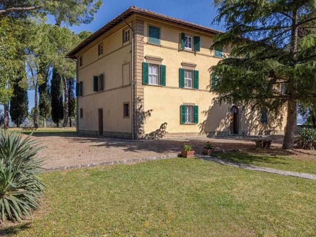 Villa in vendita a Marciano della Chiana AR