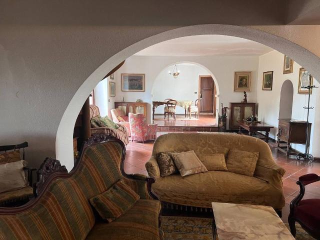 Villa in vendita a Marciano della Chiana AR