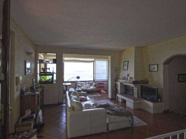 VILLA in VENDITA a MARCIANA di 6 vani