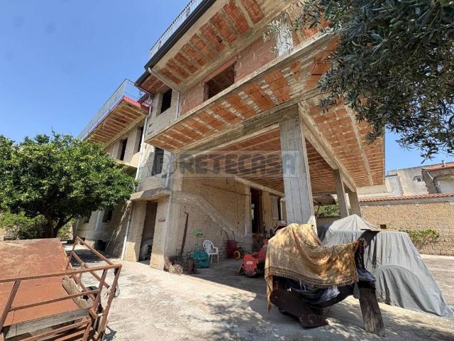 Villa in vendita a Marcianise CE