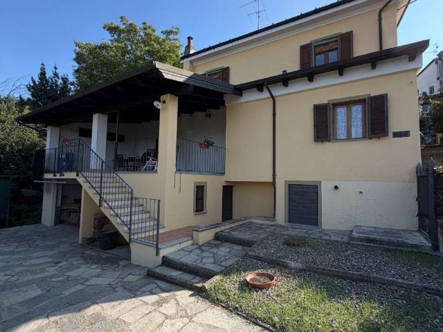 Villa in vendita a Maranzana AT