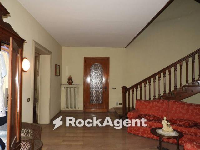 Villa in vendita a Maranello MO