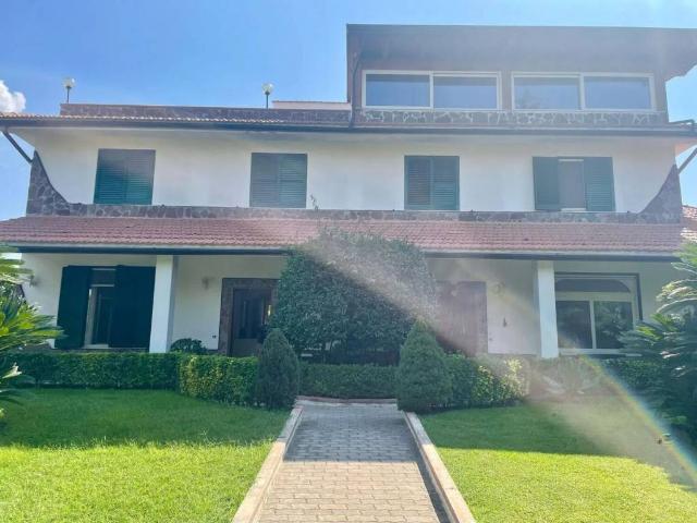 Villa in vendita a Marano di Napoli NA
