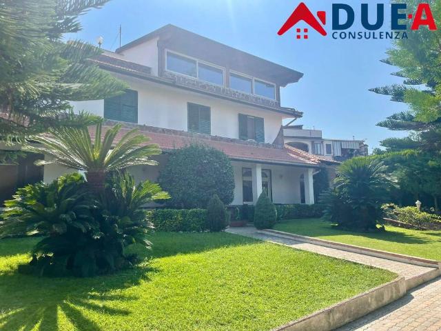 Villa in vendita a Marano di Napoli NA