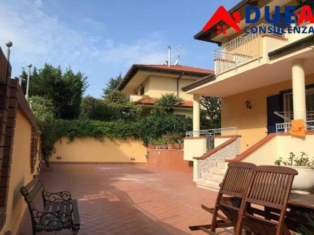 Villa in vendita a Marano di Napoli NA