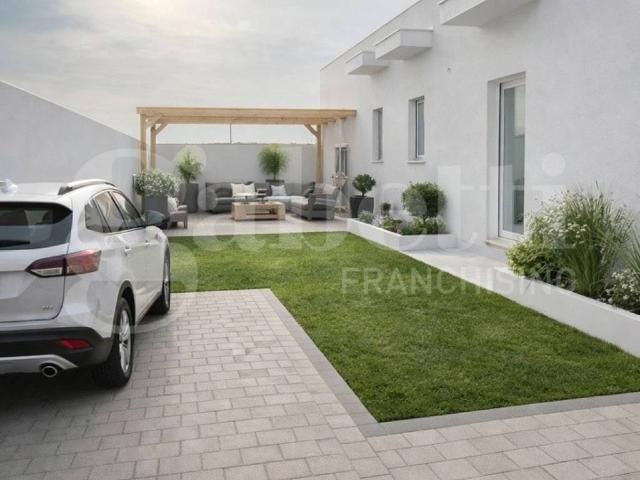Villa in vendita a Margherita di Savoia BT