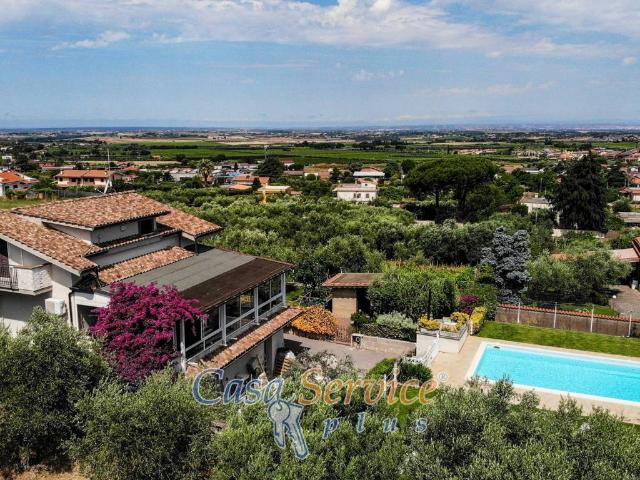 Villa in vendita a Marino RM