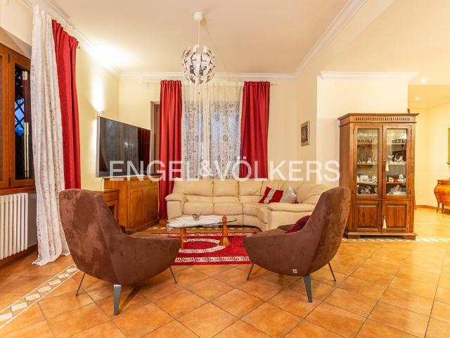 Villa in vendita a Marino RM