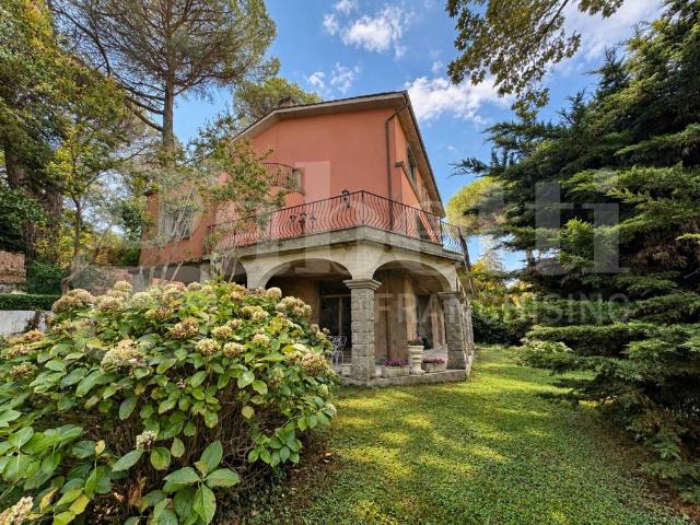 Villa in vendita a Marino RM