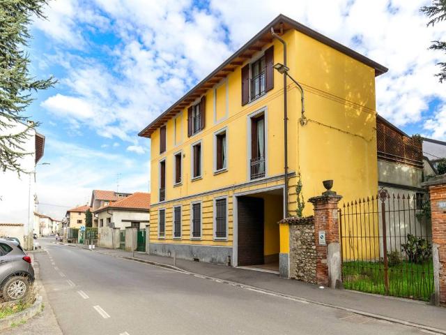 Villa in vendita a Mariano Comense CO