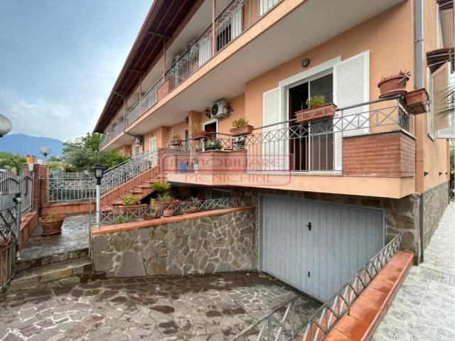 Villa in vendita a Marigliano NA