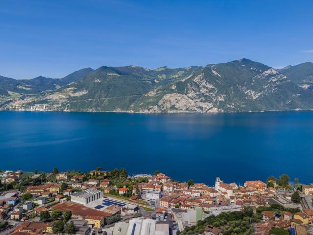 VILLA in VENDITA a MARONE di 4 vani
