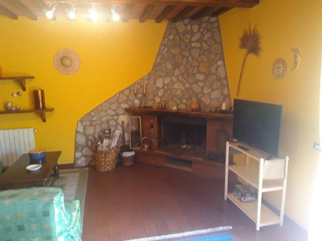 Villa in vendita a Marliana PT