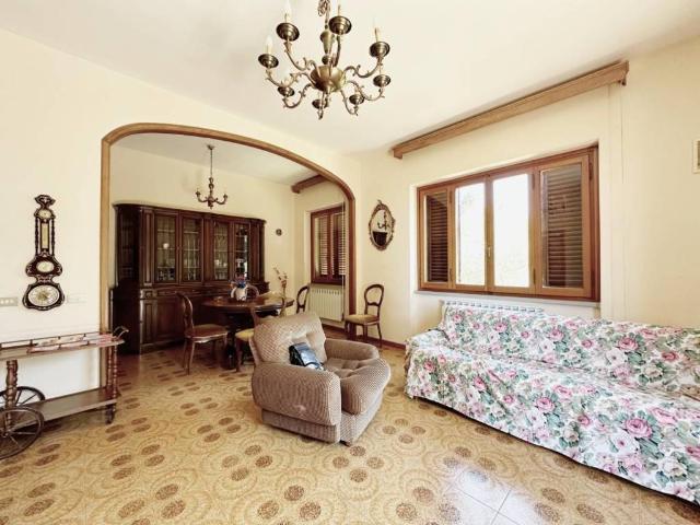 Villa in vendita a Marliana PT